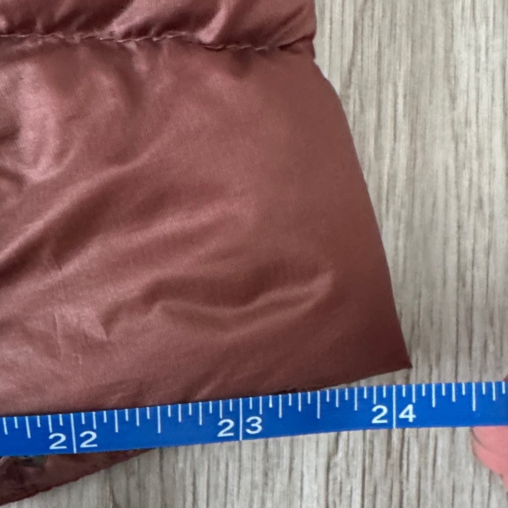 REI women’s purple and mauve Puffer Jacket - Picture 4 of 4